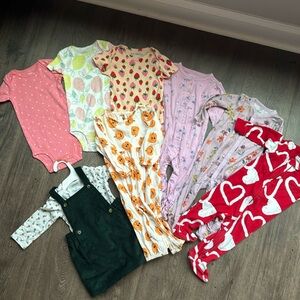 Baby Girl 6-9 & 6-12 Month Bundle Onesies Pumpkin Halloween Christmas